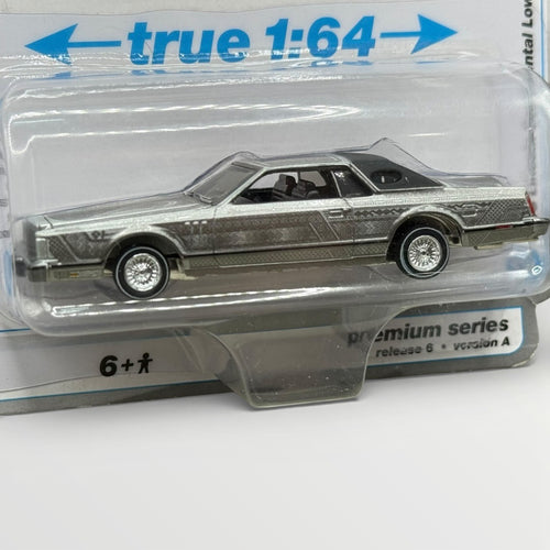 Auto World 1979 Lincoln Continental Lowrider Silver Metallic 1:64 True Scale